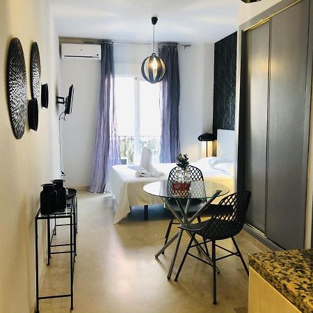Cozy Studio Malaga Centro By Alohamalaga Bagian luar foto